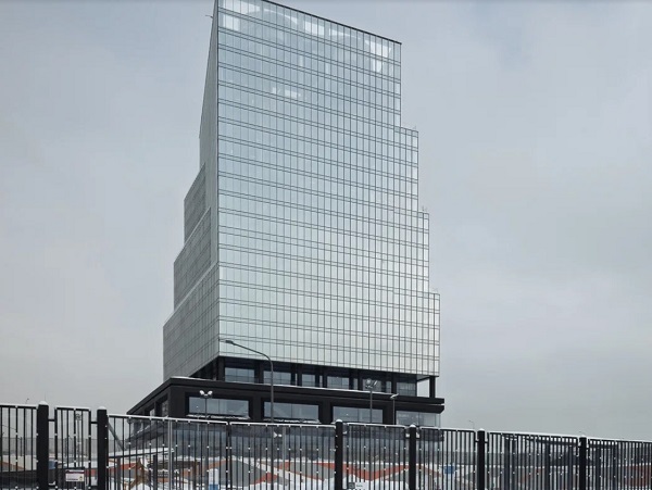 ГК ФСК продала офисный центр на ул. Шеногина