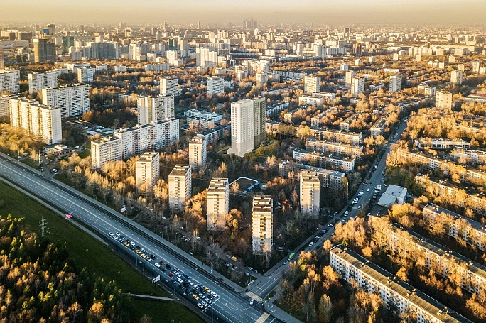 Стало известно, в каких округах Москвы сильнее всего подешевела «вторичка»