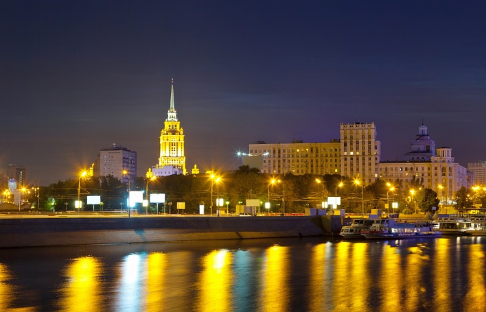 Стоимость «квадрата» в новостройках старой Москвы приближается к 400 тысячам рублей