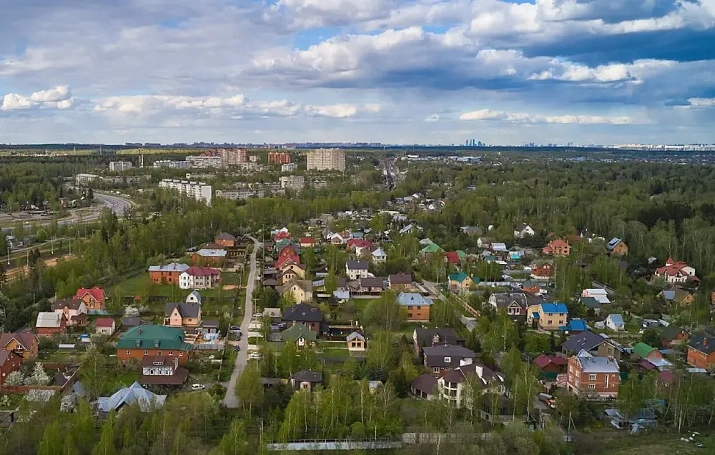 Мэрия Москвы выставила на продажу девять участков под строительство частных домов